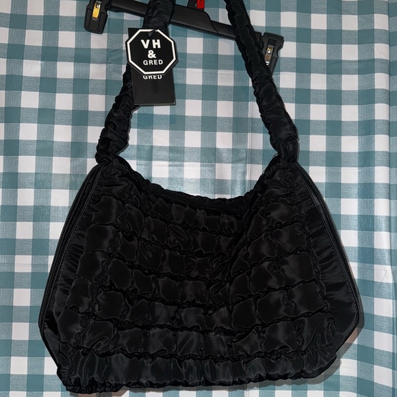 NWT Popular Puffer Black Quilted Shoulder Bag - Picture 2 of 9